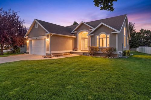 529 2000, North Logan, UT, 84341-8700 | Card Image