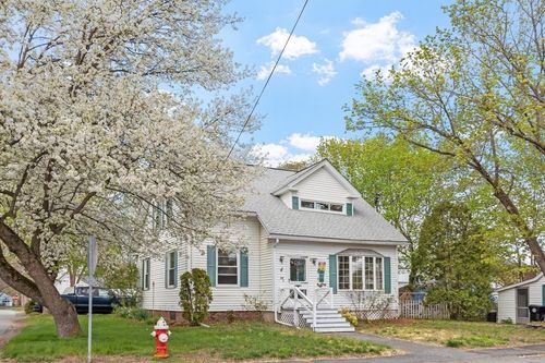 28 Chapel St, Shirley, MA, 01464-2855 | Card Image
