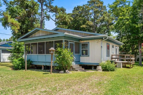 504 36th Ave. S, North Myrtle Beach, SC, 29582 | Card Image