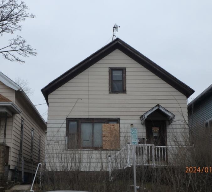 5th St, Milwaukee, WI 53204