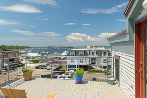 e-433 Thames St, Newport, RI, 02840-6727 | Card Image