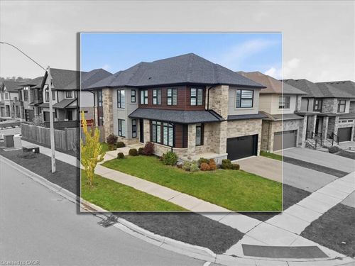 556 Mayapple St, Waterloo, ON, N2V0G2 | Card Image