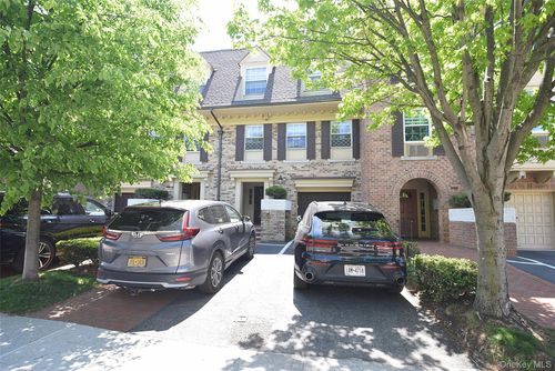 93-u-207-22 Jordan Dr, Bayside, NY, 11360-1183 | Card Image