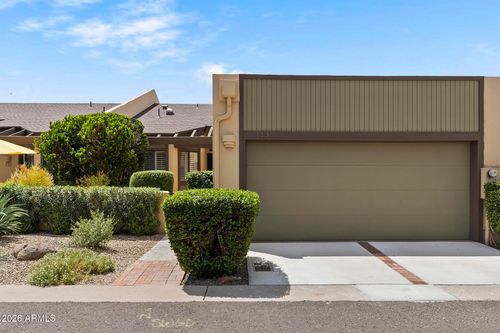 735 E Gardenia Dr, Phoenix, AZ, 85020-5056 | Card Image