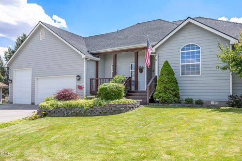 3840 Sw Summit Ave, Redmond, OR, 97756-8358 | Card Image