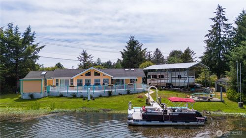 118 Ocean Lake Way Ne, Ocean Shores, WA, 98569-9455 | Card Image