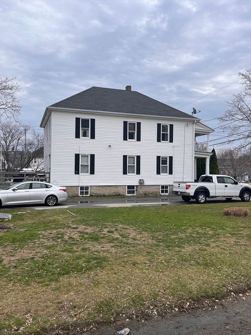 332 Albert St, Fall River, MA, 02721 | Card Image