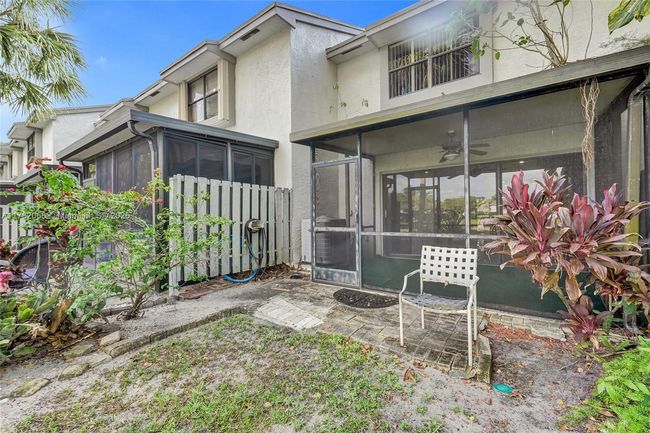 2407 - 3325 Carambola Cir S, Condo with 2 bedrooms, 3 bathrooms and null parking in Coconut Creek FL | Image 31
