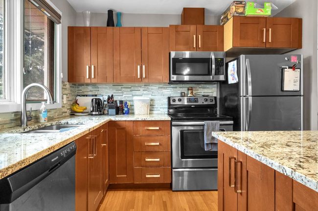 284 Acadia Drive Se, House other with 4 bedrooms, 2 bathrooms and 4 parking in Calgary AB | Image 12