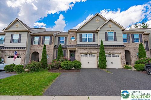 5141 Dogwood Trl, ALLENTOWN, PA, 18104-8208 | Card Image
