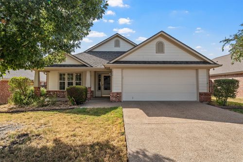 2541 Massey Ln, Robinson, TX, 76706-7456 | Card Image