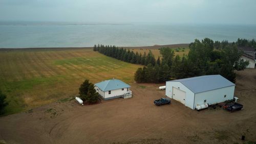 174008A Range Road 214, Rural Vulcan County, AB, T0L1L0 | Card Image