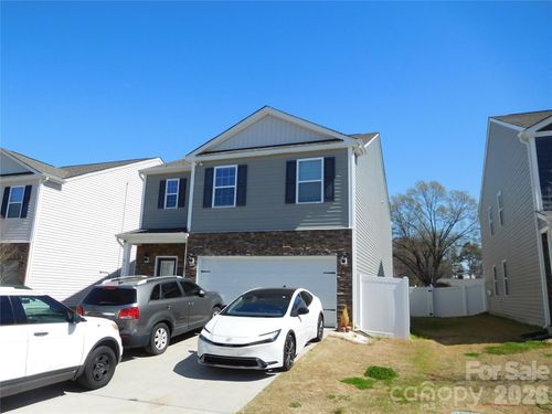 8112 Clairwood Dr, Charlotte, NC, 28269-3893 | Card Image