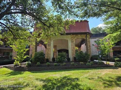 apt-273-5800 Coach Gate Wynde, Louisville, KY, 40207-2242 | Card Image