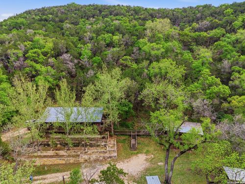 2115 Mesa Verde Rd, Medina, TX, 78055-3700 | Card Image