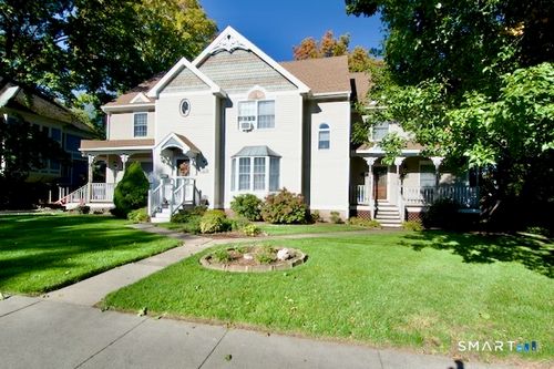 1-101 Curtis St, Meriden, CT, 06450-6155 | Card Image