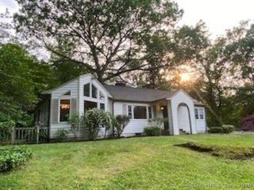 7 White Birch Rd, Wilton, CT, 06897-4825 | Card Image