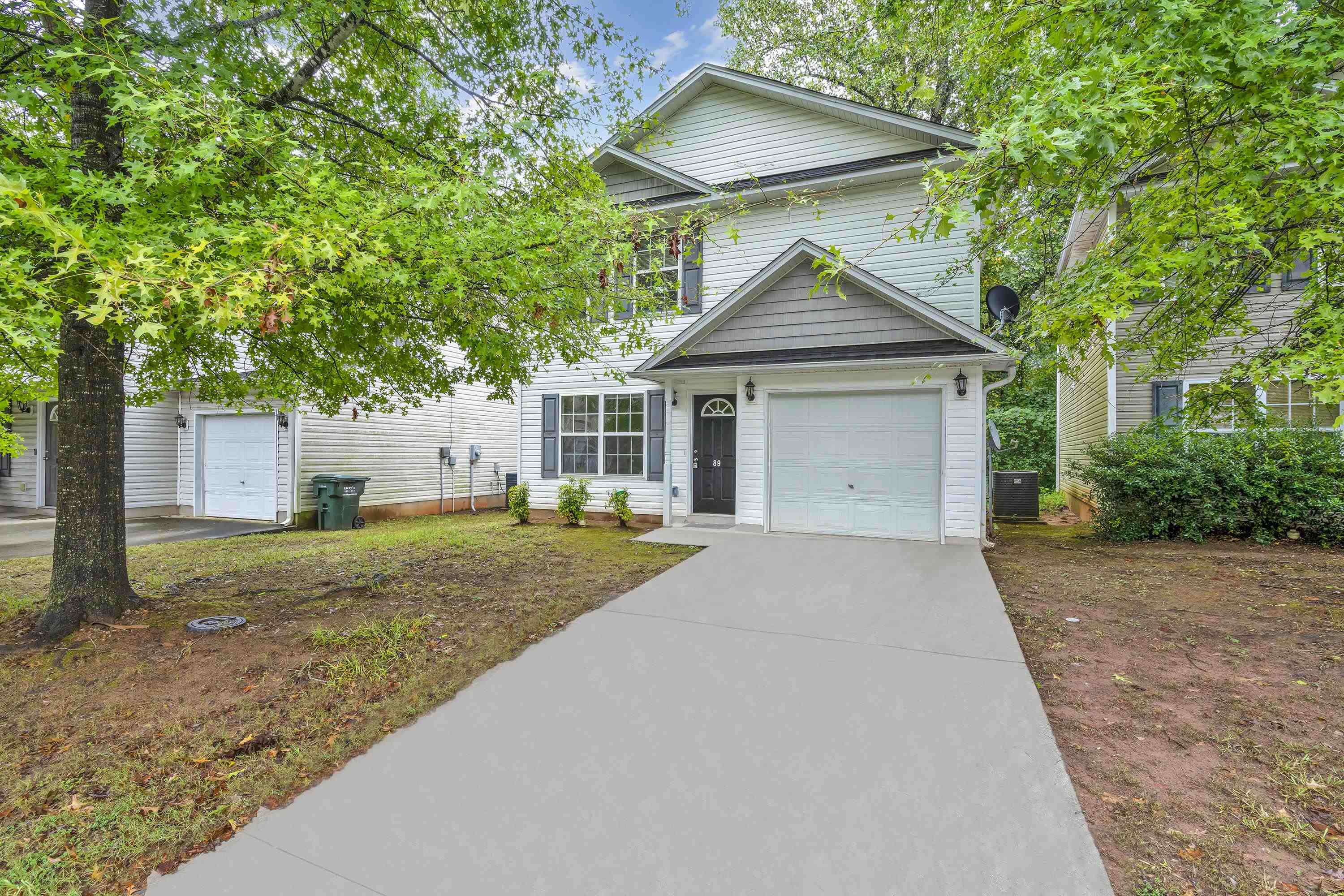 Birdsong Ln, Taylors, SC 29687