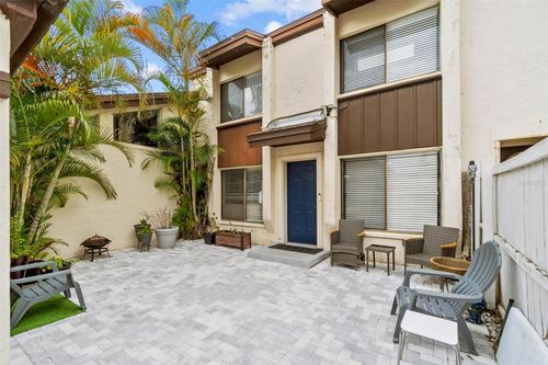 apt-602-1881 N Hercules Ave, CLEARWATER, FL, 33765-1121 | Card Image