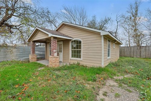 161 Luther St, Houston, TX, 77076-5030 | Card Image
