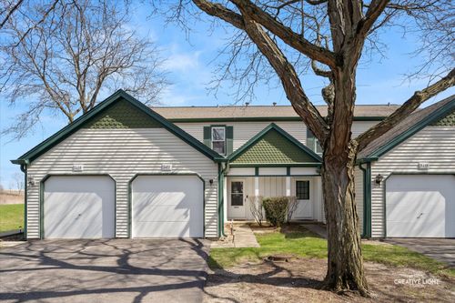 2437 Devonshire Ct, Aurora, IL, 60502-2302 | Card Image