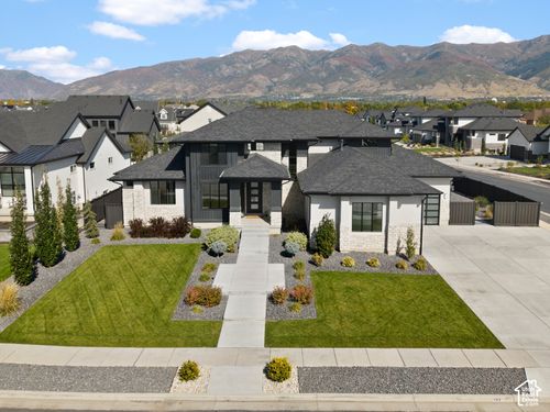 165 S Farmhouse Cir, Kaysville, UT, 84037-6905 | Card Image
