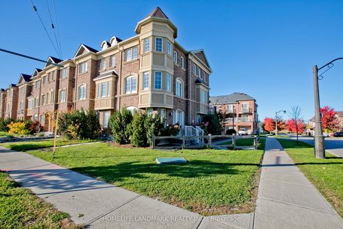 2 Percy Reesor St, Markham, ON, L6C0M7 | Card Image