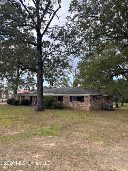 5204 E Highway 80, Pearl, MS, 39208 | Card Image