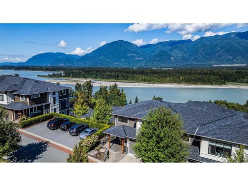 45-43685 Chilliwack Mountain Road, Chilliwack, BC, V2R0X5 | Card Image