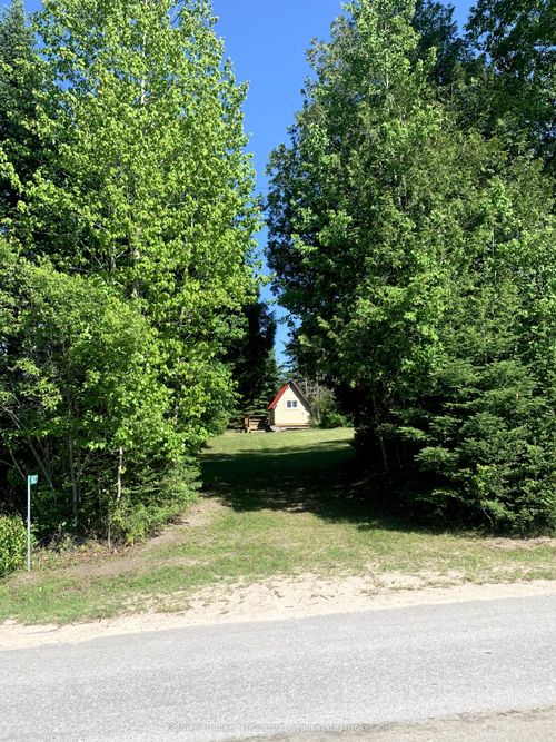 1633 Nipissing Rd S, Magnetawan, ON, P0A1P0 | Card Image