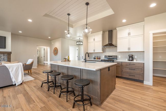 2020 Prairie Hawk Dr, Townhouse with 3 bedrooms, 2 bathrooms and null parking in Bismarck ND | Image 6