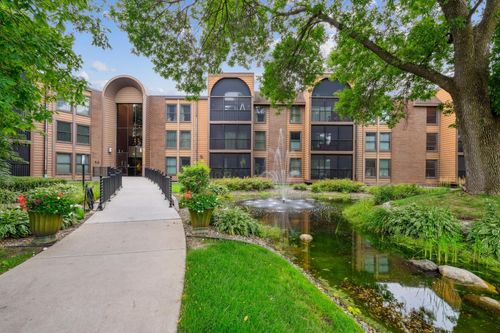 apt-308-9600 Portland Ave S, Bloomington, MN, 55420-4556 | Card Image