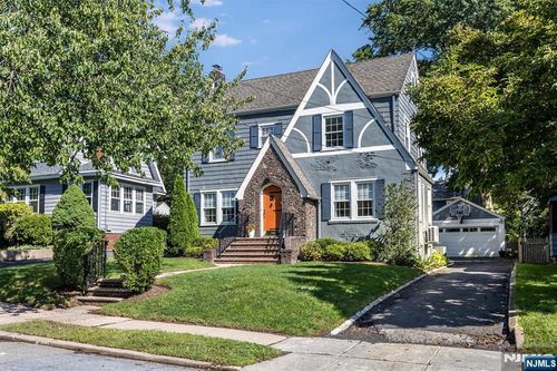 10 Colgate Rd, Maplewood, NJ, 07040-2808 | Card Image