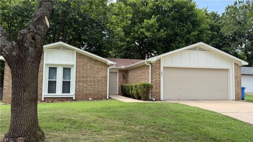 1841 N Seminole Court, Fayetteville, AR, 72701 | Card Image