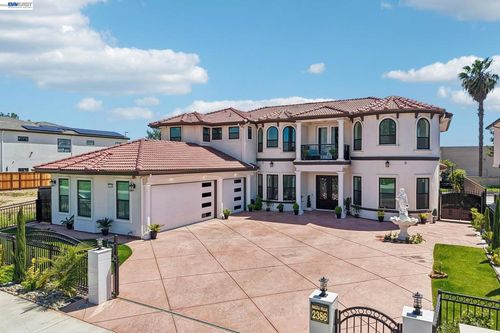 2386 Interlaken Ct, Lodi, CA, 95242 | Card Image