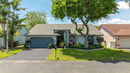 9910 Nw 53rd Ct, Coral Springs, FL, 33076-2634 | Card Image