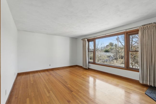 1 Westview Ter, House other with 3 bedrooms, 2 bathrooms and 3 parking in Easthampton MA | Image 4