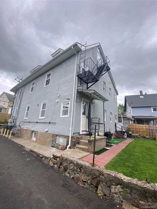 3 Mccullums Lane, Highlands, NY, 10928 | Card Image