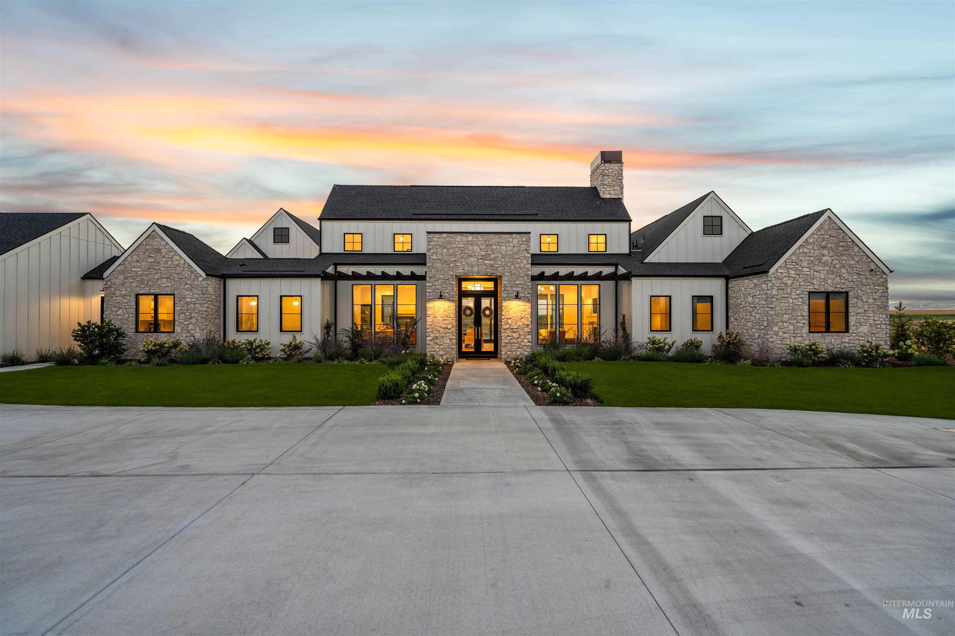 Hope Valley Ln, Eagle, ID 83616