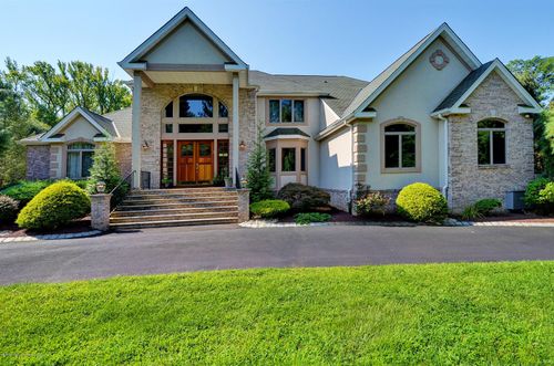 7 Mccampbell Rd, Holmdel, NJ, 07733-2291 | Card Image