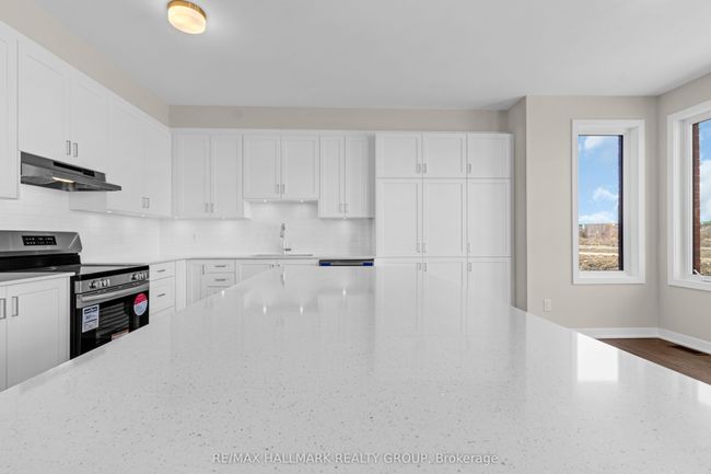 162 Conservancy Drive, House other with 5 bedrooms, 4 bathrooms and 1 parking in Barrhaven ON | Image 8