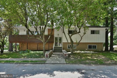 1556 Coolidge Ave, ABINGTON, PA, 19001-1426 | Card Image