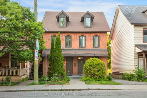 1-105 Bruyère St, Ottawa, ON, K1N5C7 | Card Image