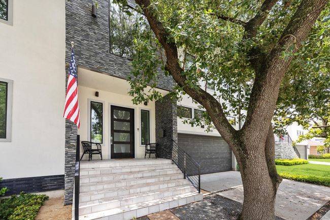 1010 Waltway Dr, House other with 5 bedrooms, 6 bathrooms and 2 parking in Houston TX | Image 4