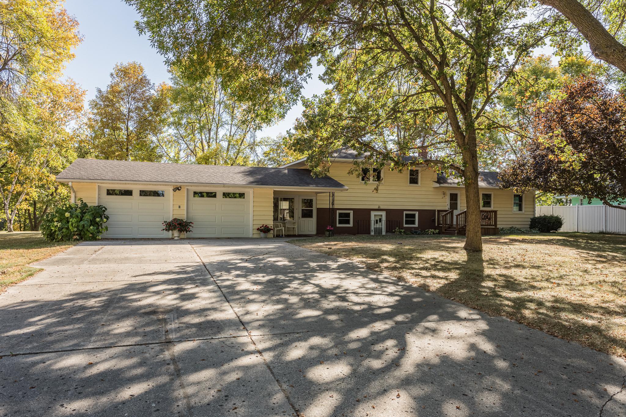 2nd Ave, Pelican Rapids, MN 56572