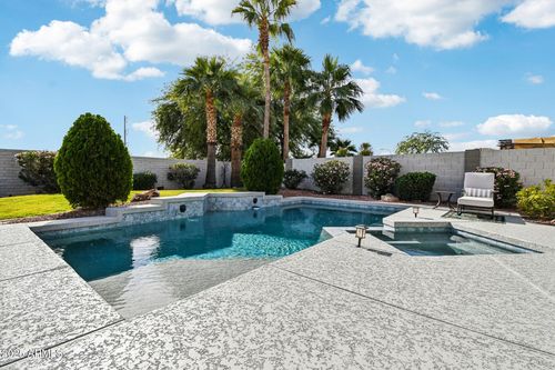 923 W Windsong Dr, Phoenix, AZ, 85045-0727 | Card Image
