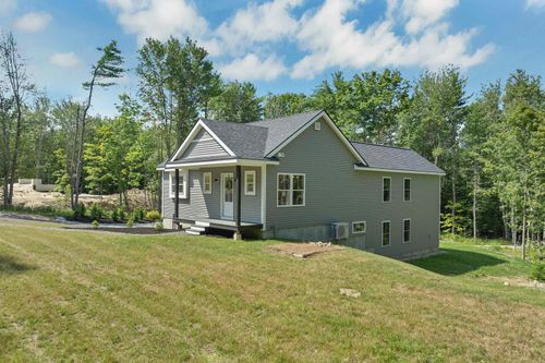 3114 Parade Rd, Laconia, NH, 03246-1509 | Card Image