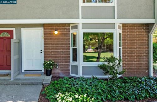2840 Royal Ann Ln, Concord, CA, 94518-3513 | Card Image