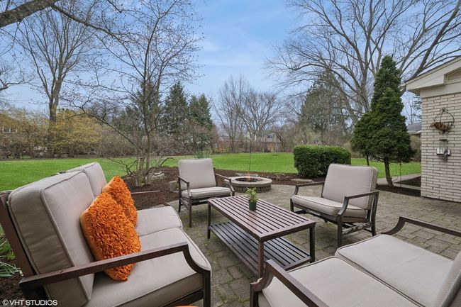 360 S Valley Rd, House other with 4 bedrooms, 3 bathrooms and 2 parking in Barrington IL | Image 25