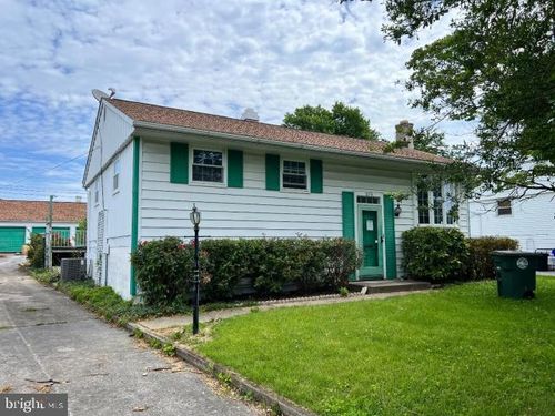 379 Pearl St, FREDERICK, MD, 21701-6401 | Card Image